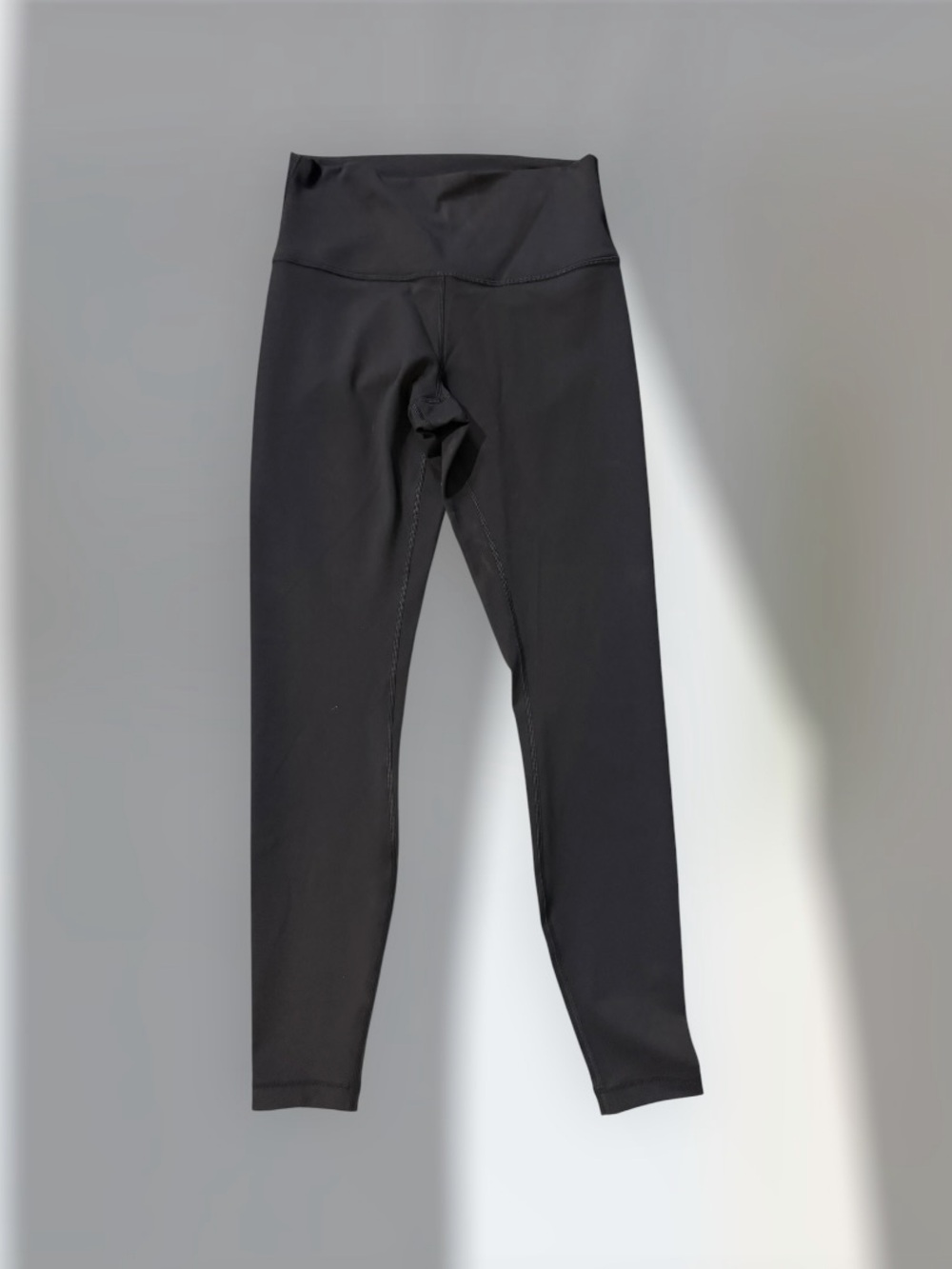 Lululemon Align Leggings
Grey